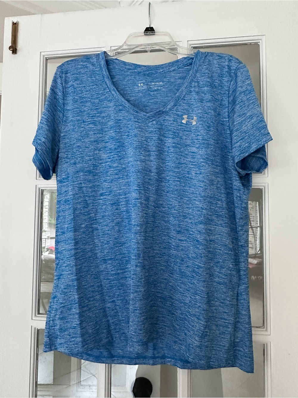 Under Armour Women's Heathered Sky Blue V-Neck Performance Tee